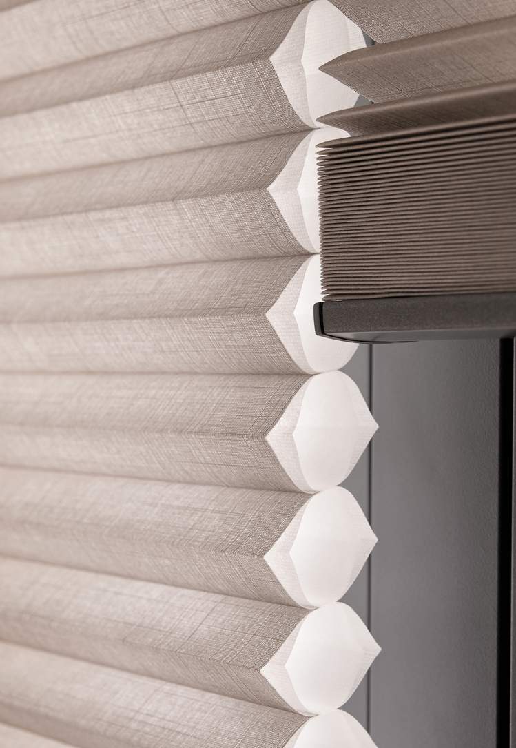 Duette® Architella® shades | LPN 9401